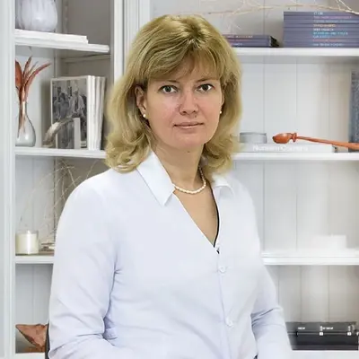 доктор Моисеенкова Ольга Леонидовна – врач психиатр-нарколог клиники «Санати» в Пласте